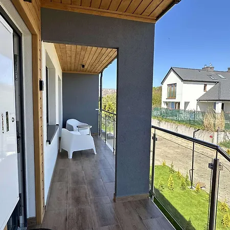 Salazar * Debina (Ustka)