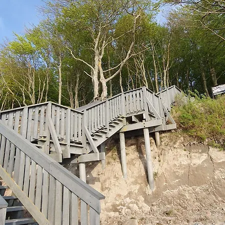 Salazar Debina (Ustka)