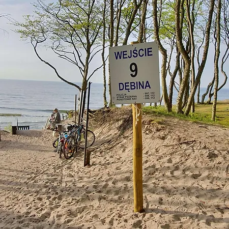 Salazar * Debina (Ustka)